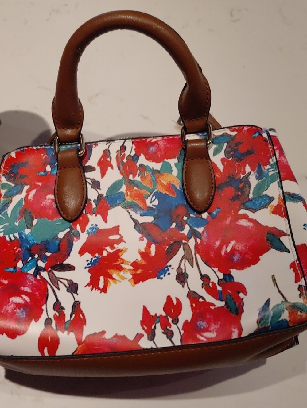 Christian Siriano Red Floral Peep-Toe Pumps with Matching Floral Satchel - Picture 3 of 3